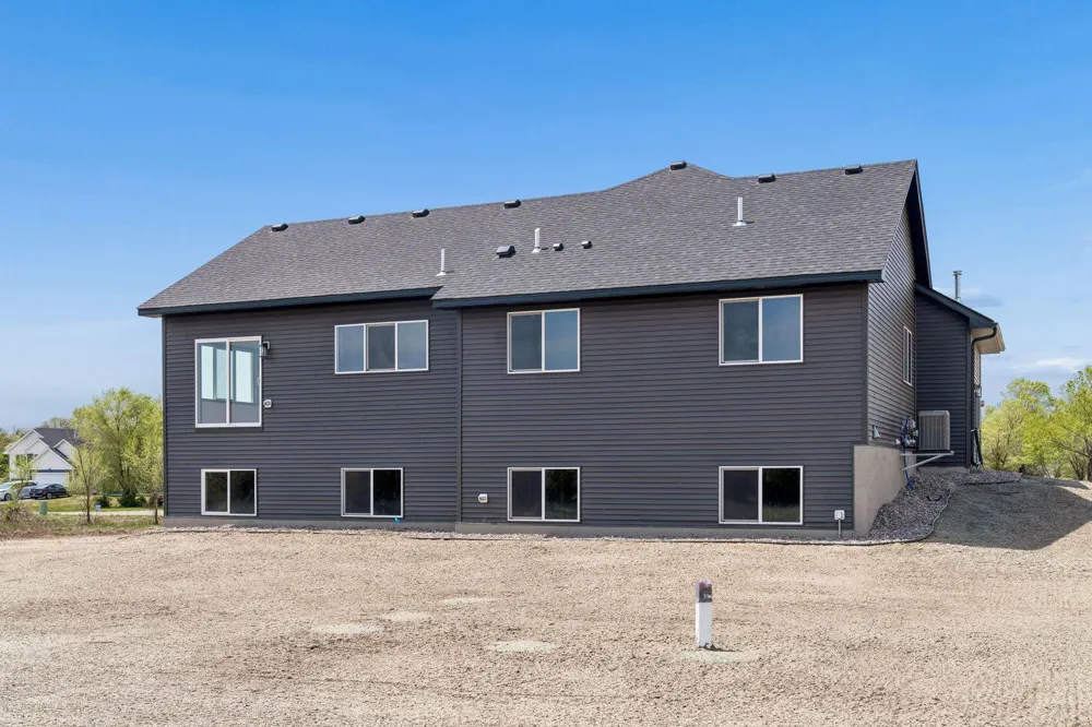22890 Zion Parkway NW Oak Grove, MN 55448