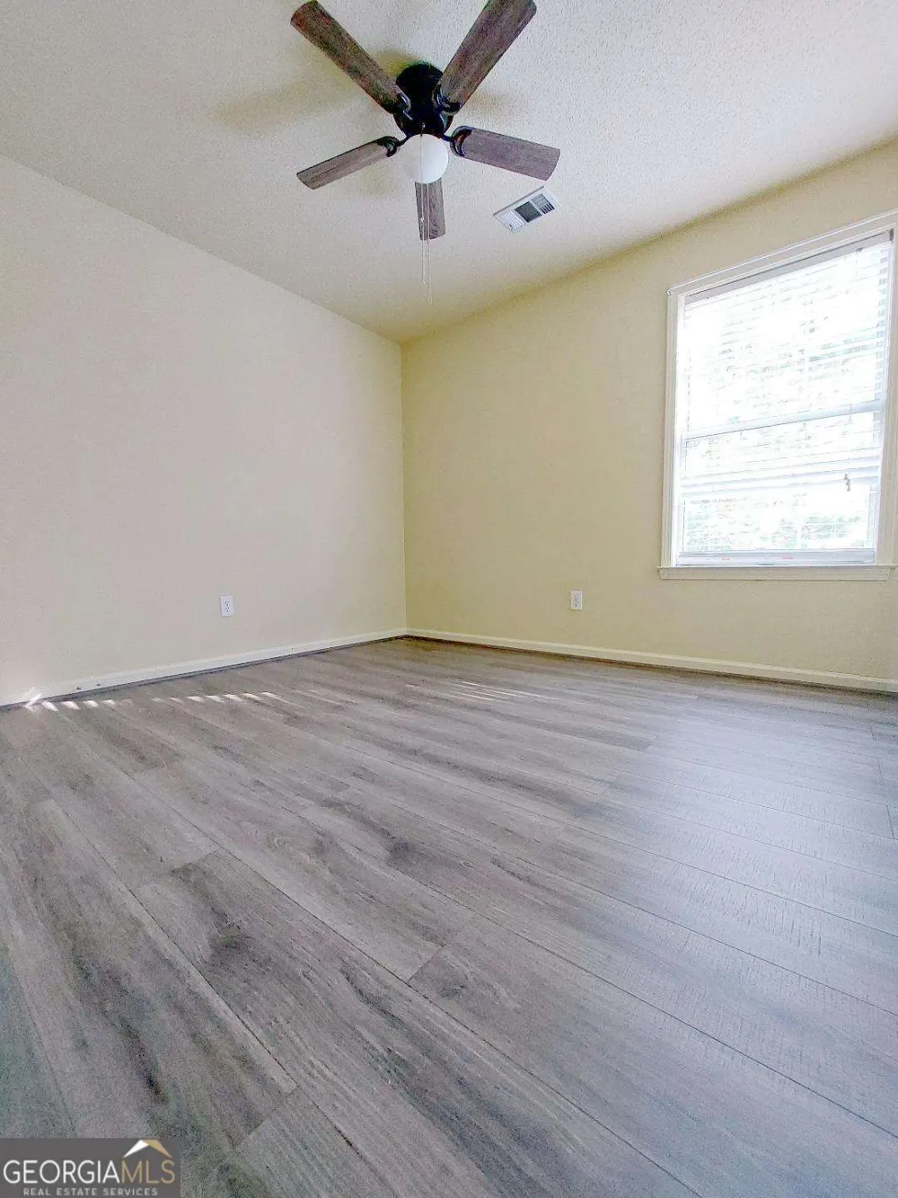 11830 Carriage Park LN Johns Creek, GA 30097