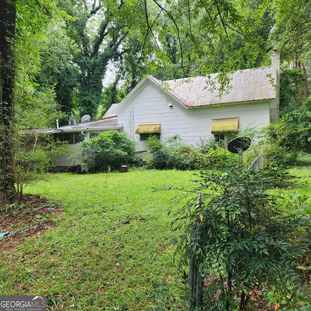 5300 Flakes Mill RD Ellenwood, GA 30294