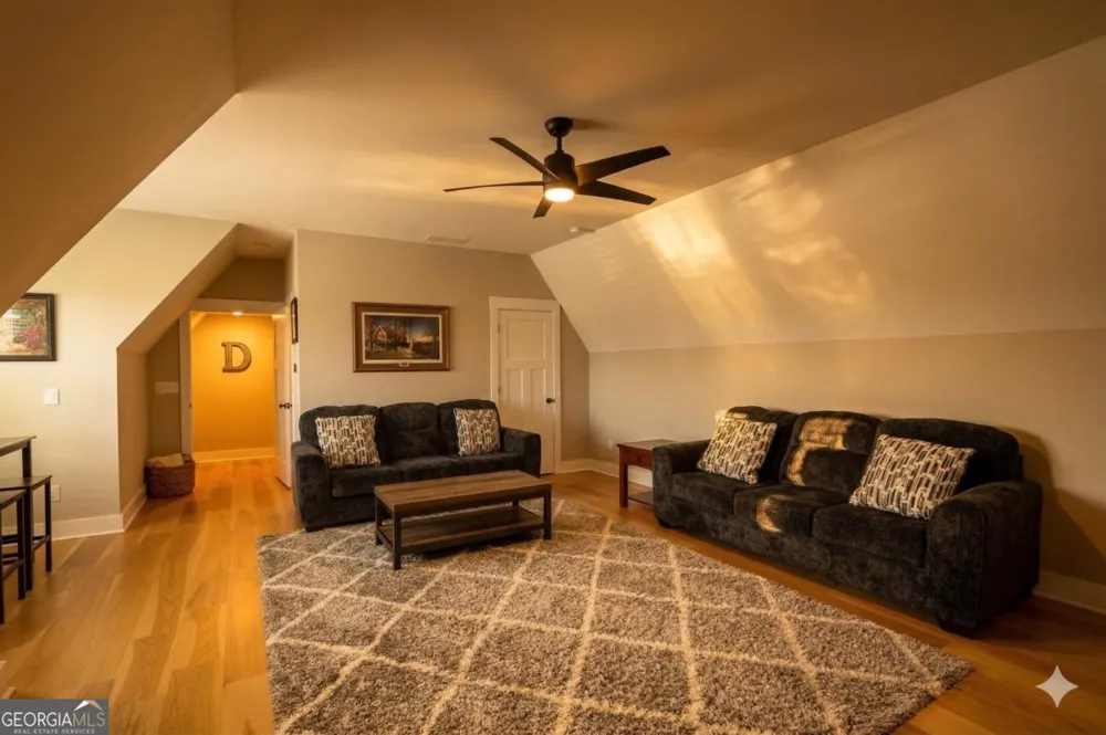 29 Ravenfield RD Taylorsville, GA 30178