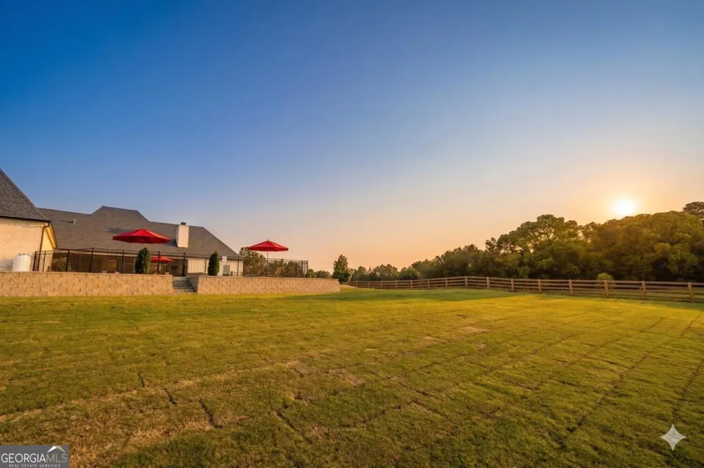29 Ravenfield RD Taylorsville, GA 30178