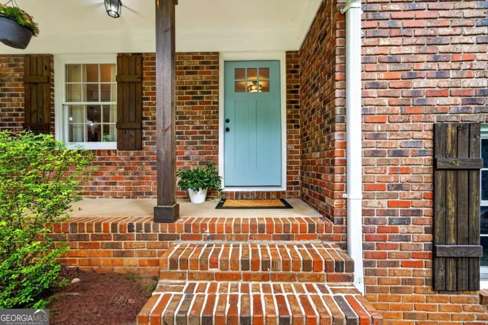 106 St James CT Athens, GA 30606