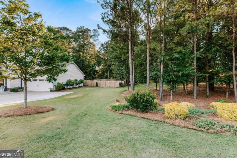 20 Woodbury LN Hull, GA 30646