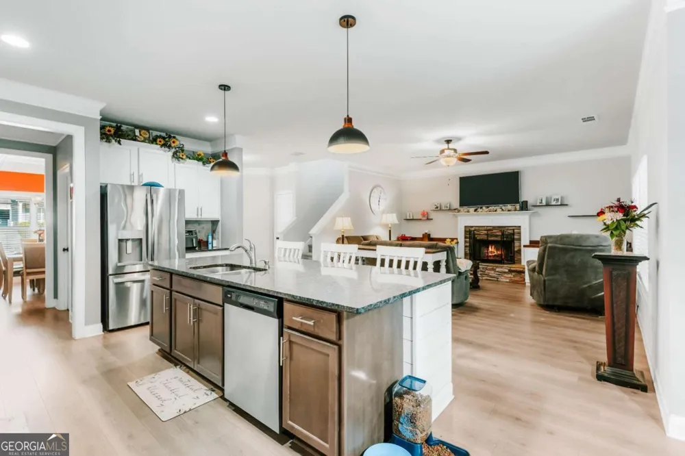 20 Woodbury LN Hull, GA 30646
