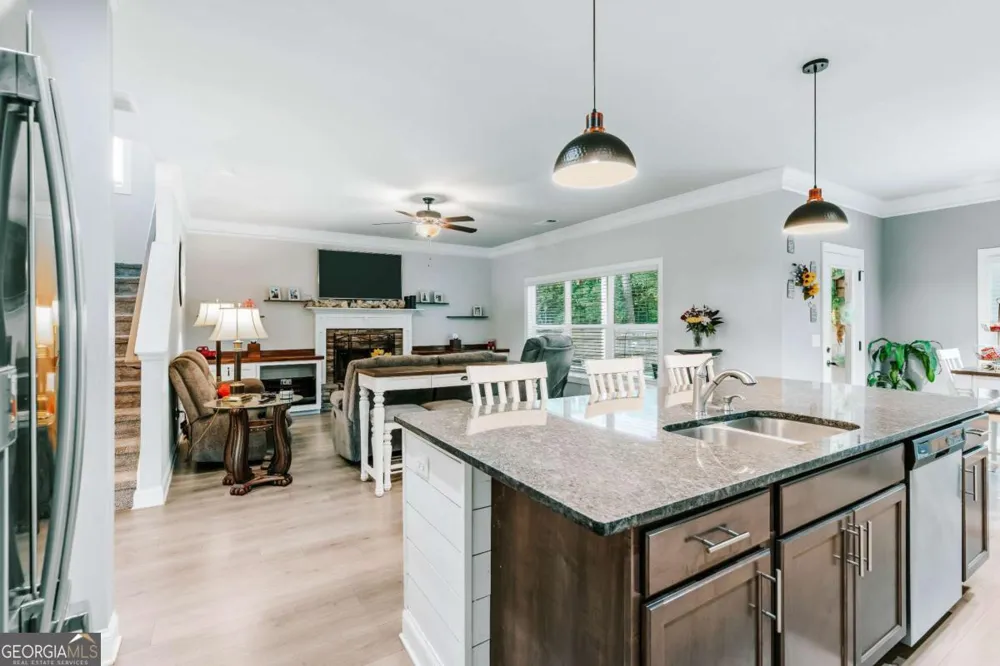 20 Woodbury LN Hull, GA 30646