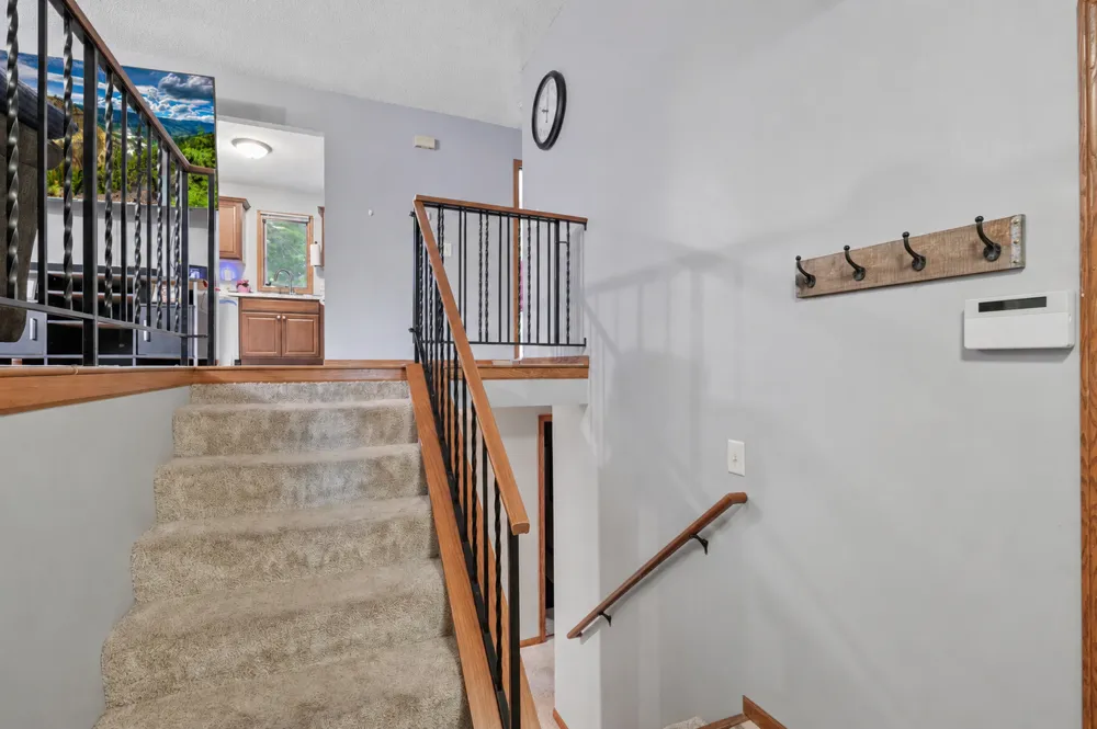 9115 Janero Avenue S Cottage Grove, MN 55016