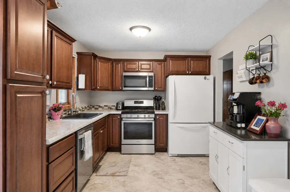 9115 Janero Avenue S Cottage Grove, MN 55016