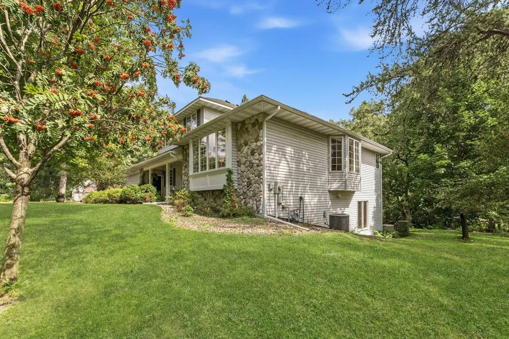 26275 Woodlands Parkway NW Zimmerman, MN 55398