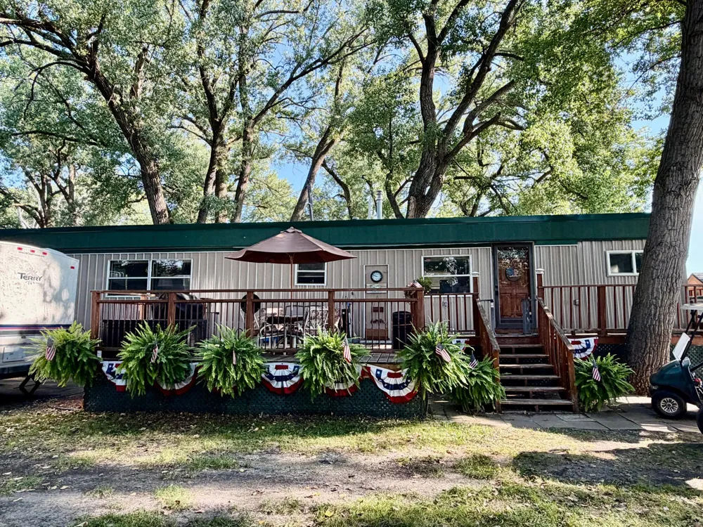 48470 Baileys Bay Road Big Stone City, SD 57216