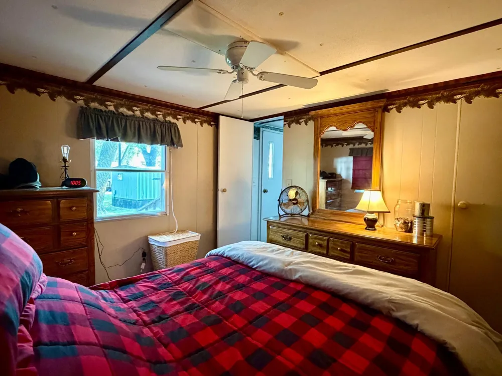 48470 Baileys Bay Road Big Stone City, SD 57216
