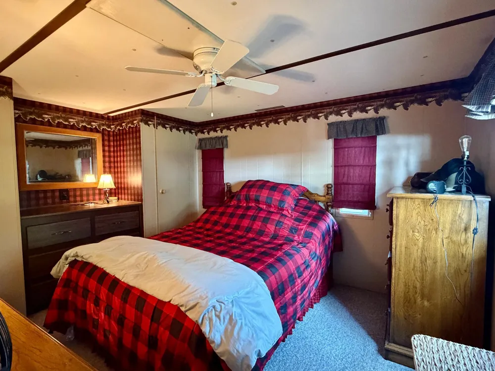 48470 Baileys Bay Road Big Stone City, SD 57216