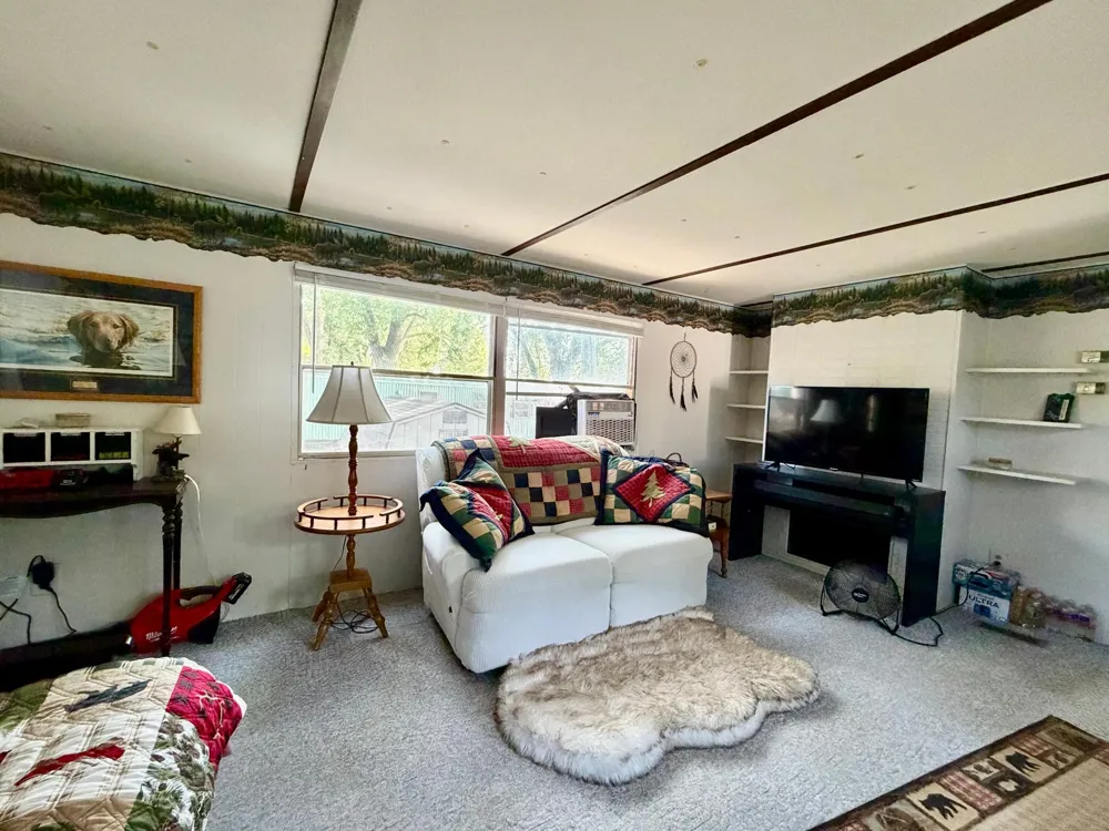48470 Baileys Bay Road Big Stone City, SD 57216