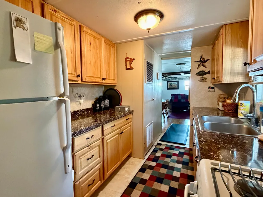 48470 Baileys Bay Road Big Stone City, SD 57216