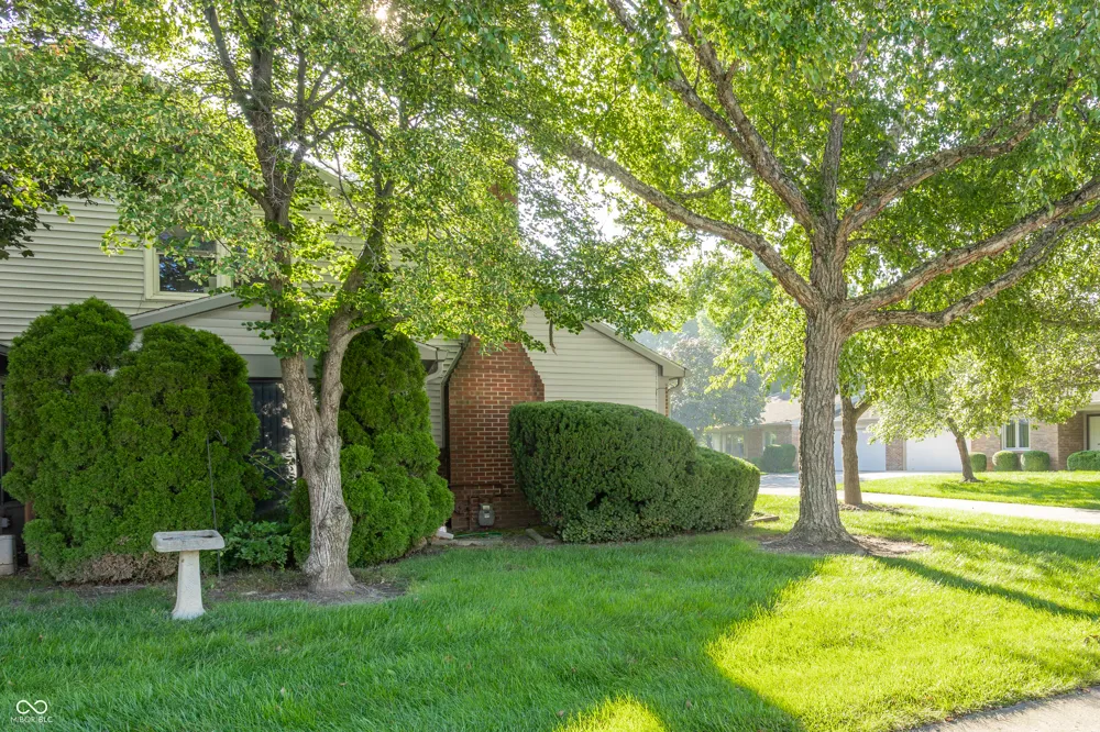 7547 Farm View Circle E Indianapolis, IN 46256