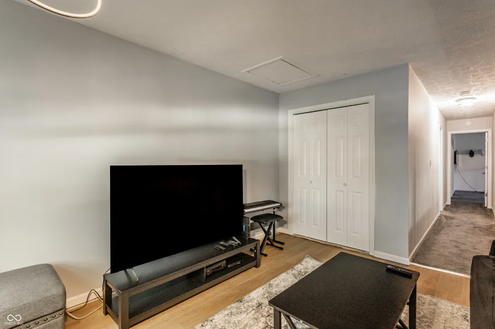 7547 Farm View Circle E Indianapolis, IN 46256