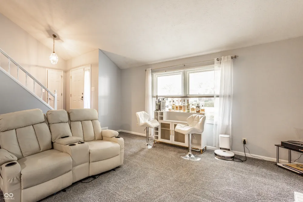 7547 Farm View Circle E Indianapolis, IN 46256