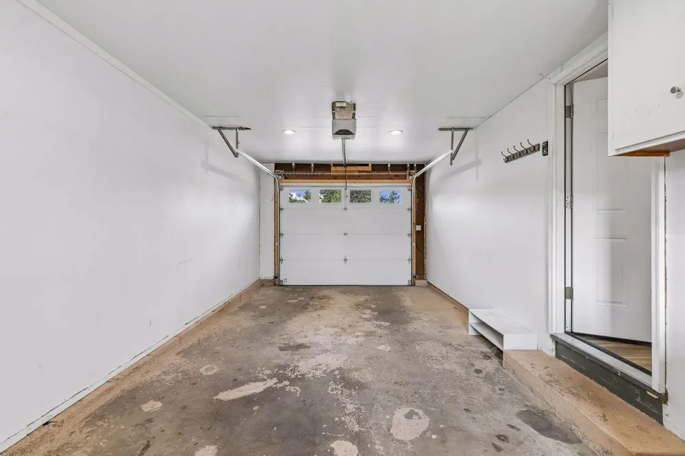 8209 Goodrich Road Bloomington, MN 55437