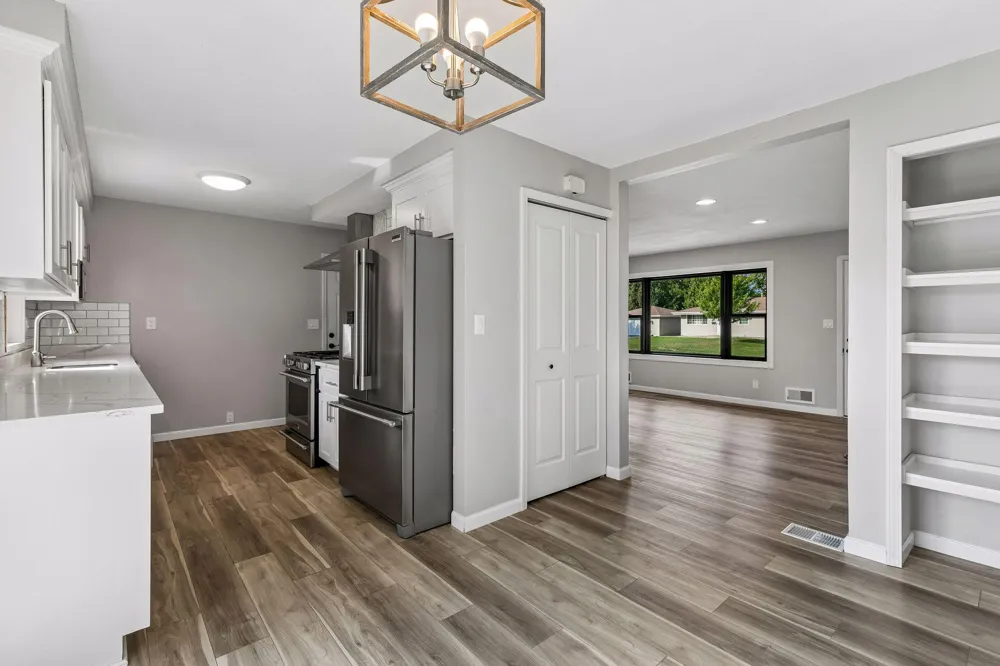 8209 Goodrich Road Bloomington, MN 55437