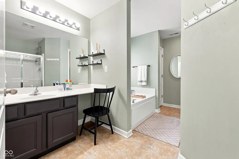 8194 Sedge Grass Road Noblesville, IN 46060