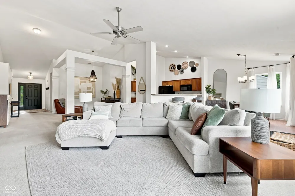 8194 Sedge Grass Road Noblesville, IN 46060