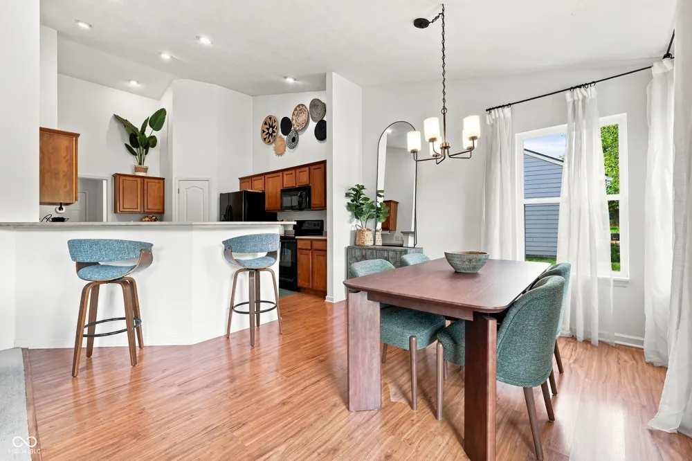 8194 Sedge Grass Road Noblesville, IN 46060
