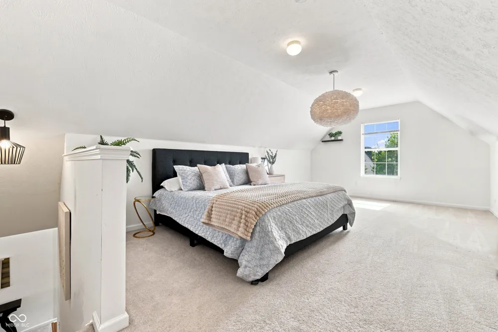8194 Sedge Grass Road Noblesville, IN 46060