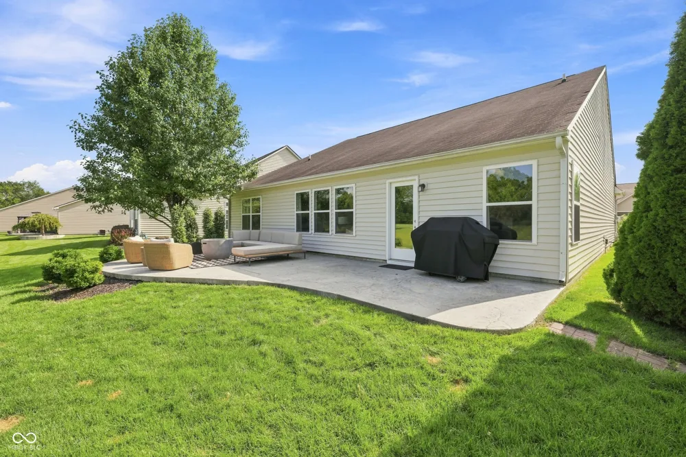 8194 Sedge Grass Road Noblesville, IN 46060