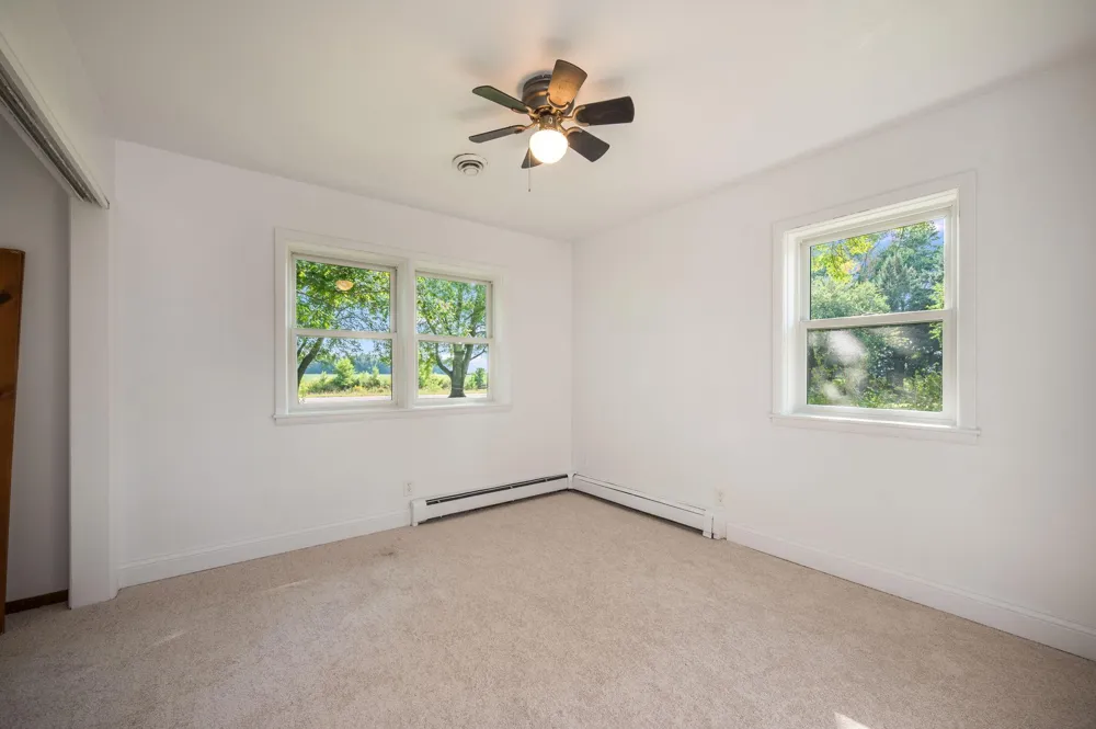 30452 390th Street Le Sueur, MN 56058