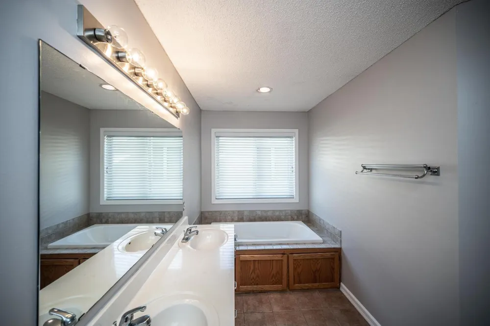 4306 206th Street W Farmington, MN 55024