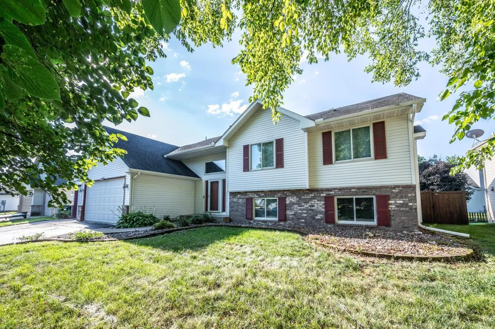 4306 206th Street W Farmington, MN 55024