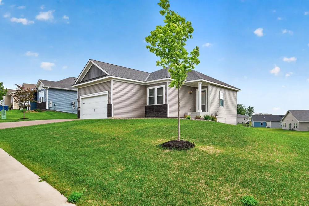 10132 188th Avenue NW Elk River, MN 55330