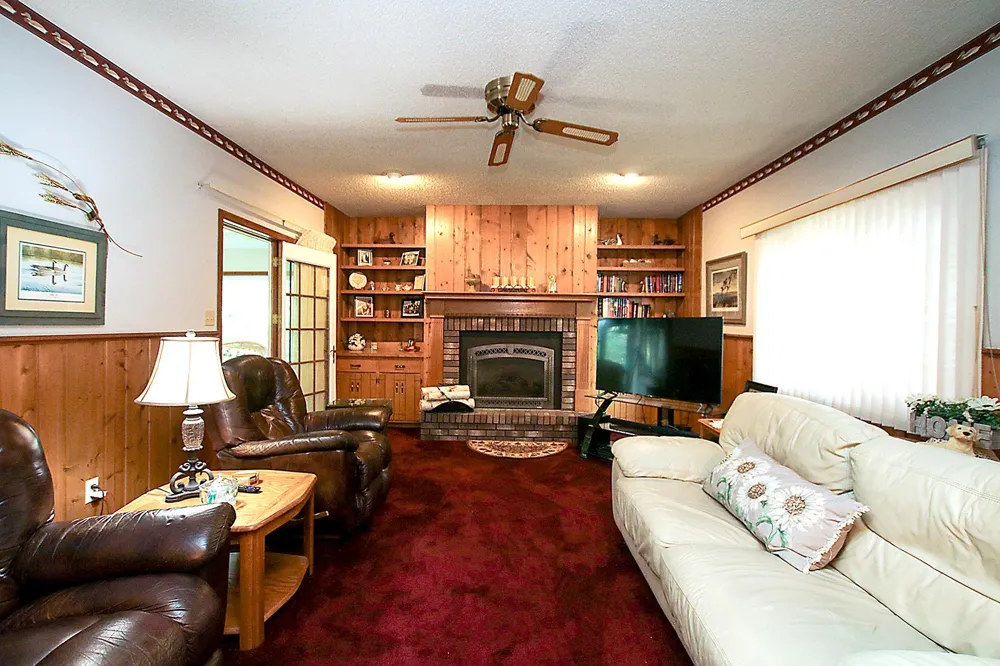 450 School Road NW Hutchinson, MN 55350