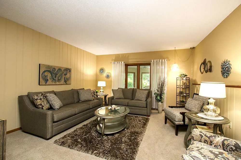 450 School Road NW Hutchinson, MN 55350