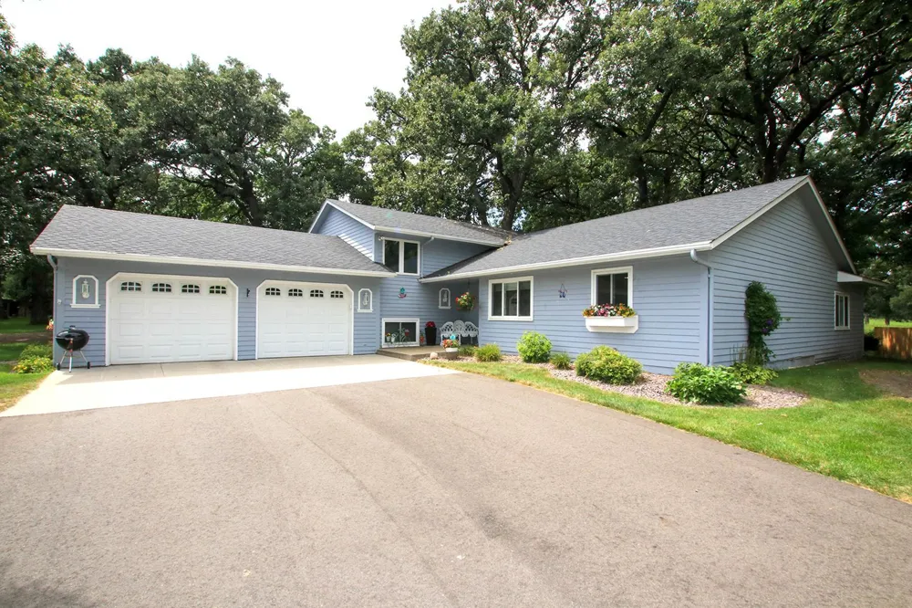 450 School Road NW Hutchinson, MN 55350