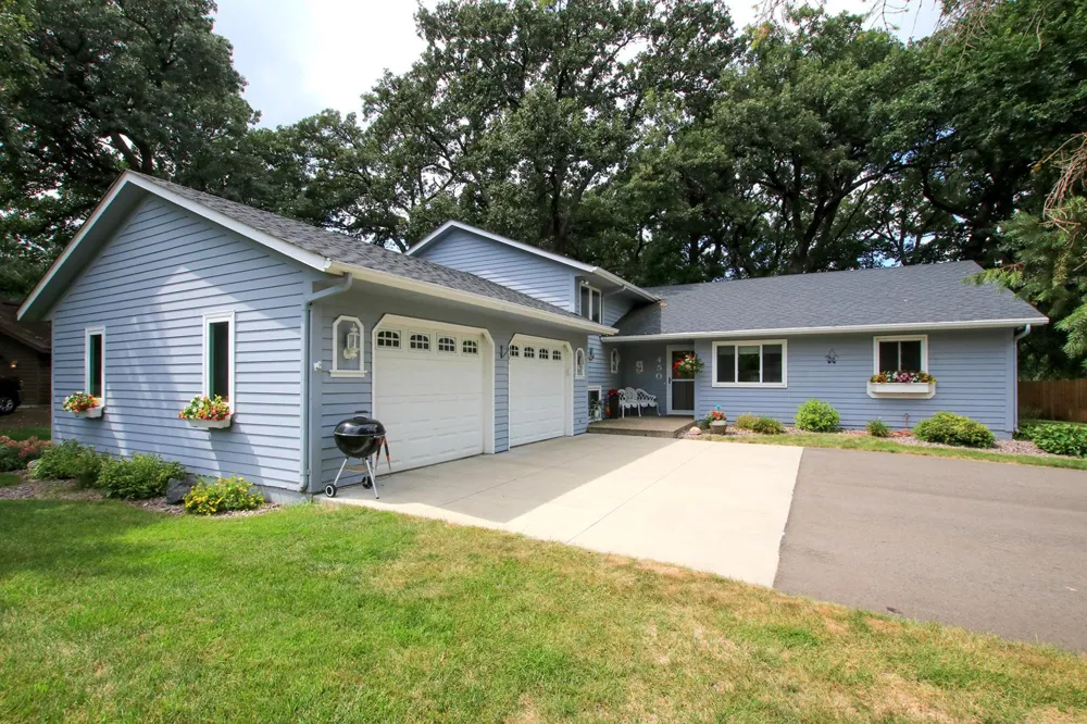 450 School Road NW Hutchinson, MN 55350
