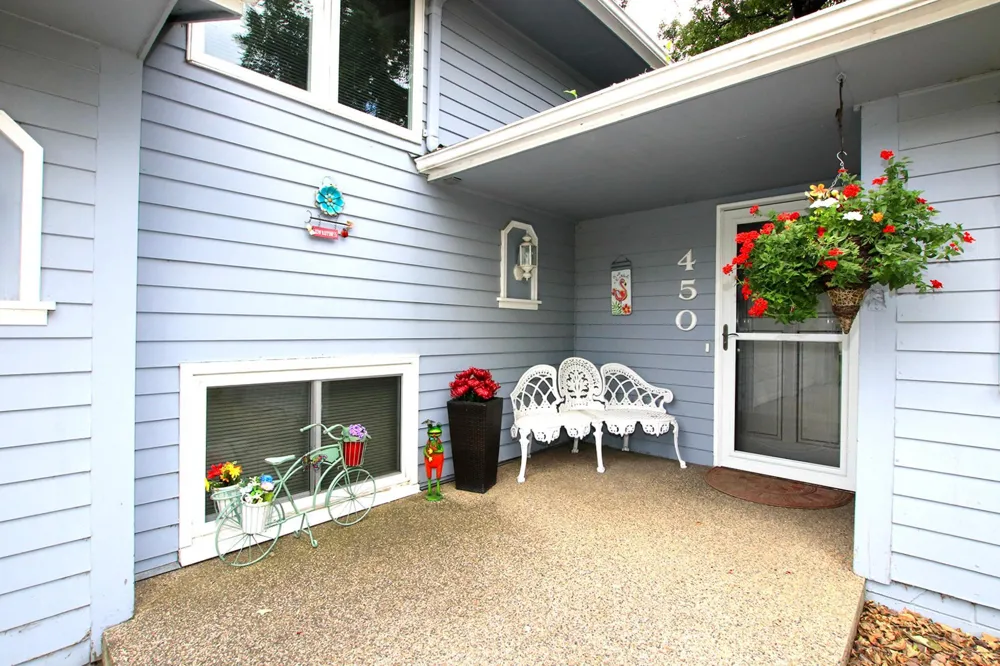 450 School Road NW Hutchinson, MN 55350
