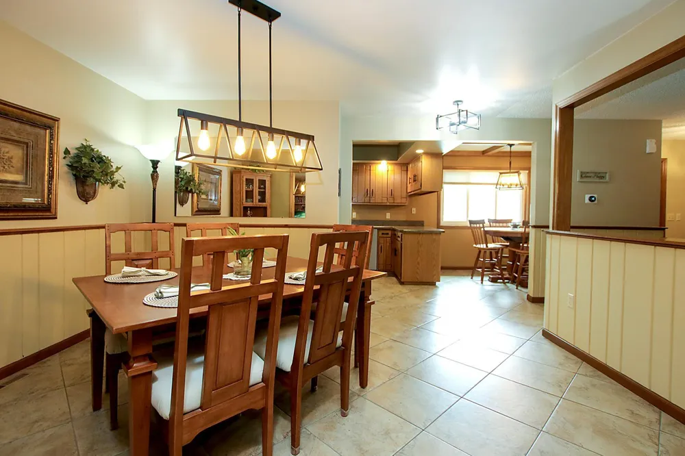 450 School Road NW Hutchinson, MN 55350