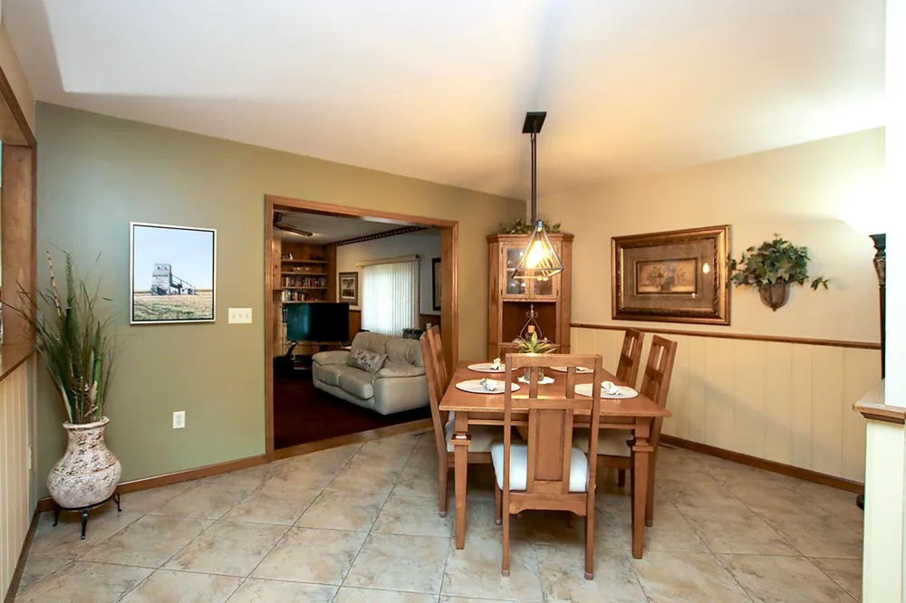 450 School Road NW Hutchinson, MN 55350