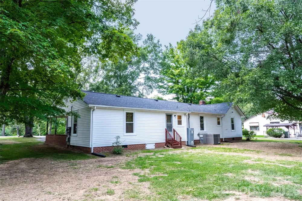 1224 Glenwood Avenue Salisbury, NC 28146