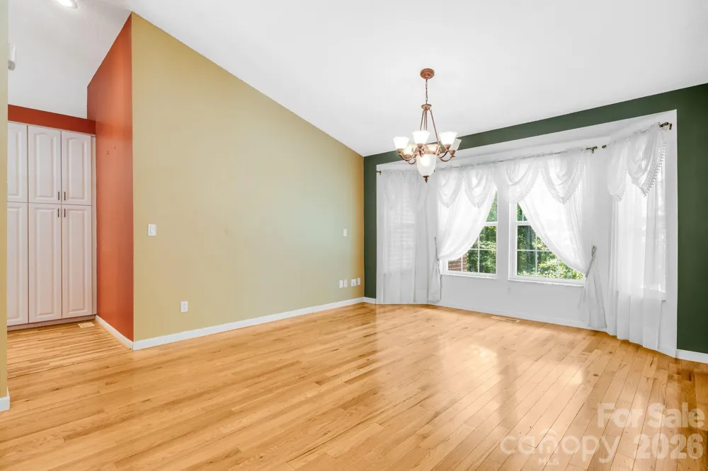 225 Arbor Lane Hendersonville, NC 28791