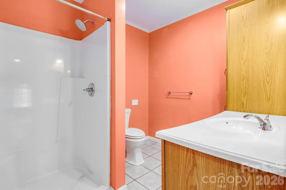 225 Arbor Lane Hendersonville, NC 28791