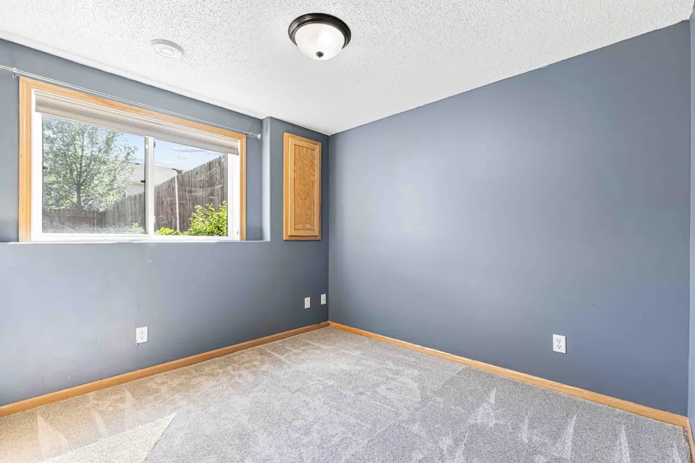 605 13 1/2 AVENUE E West Fargo, ND 58078
