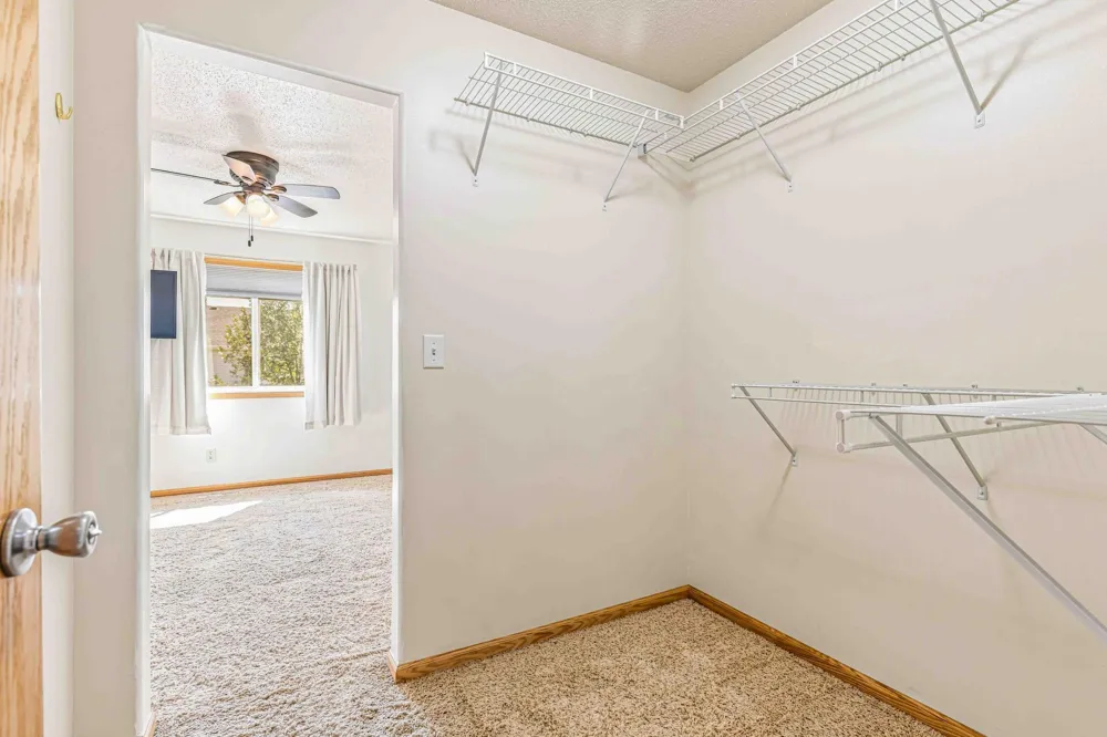 605 13 1/2 AVENUE E West Fargo, ND 58078