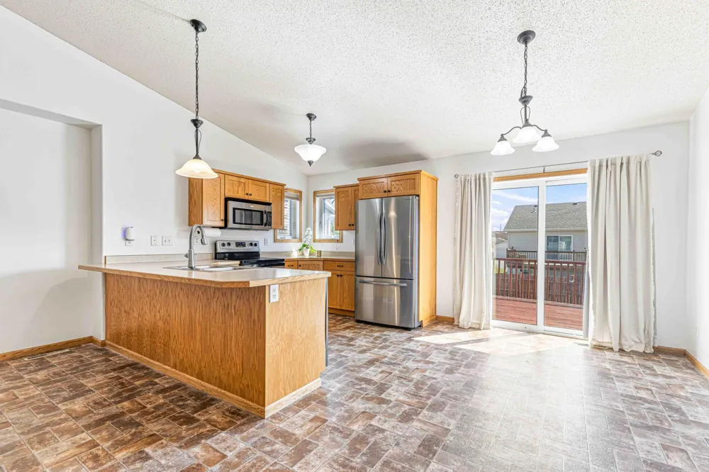 605 13 1/2 AVENUE E West Fargo, ND 58078