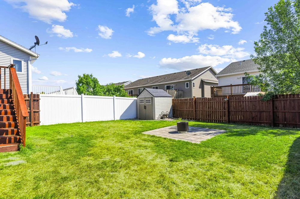 605 13 1/2 AVENUE E West Fargo, ND 58078