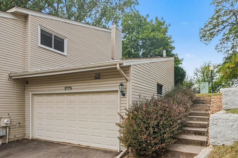 5626 Innsbruck Court Fridley, MN 55432