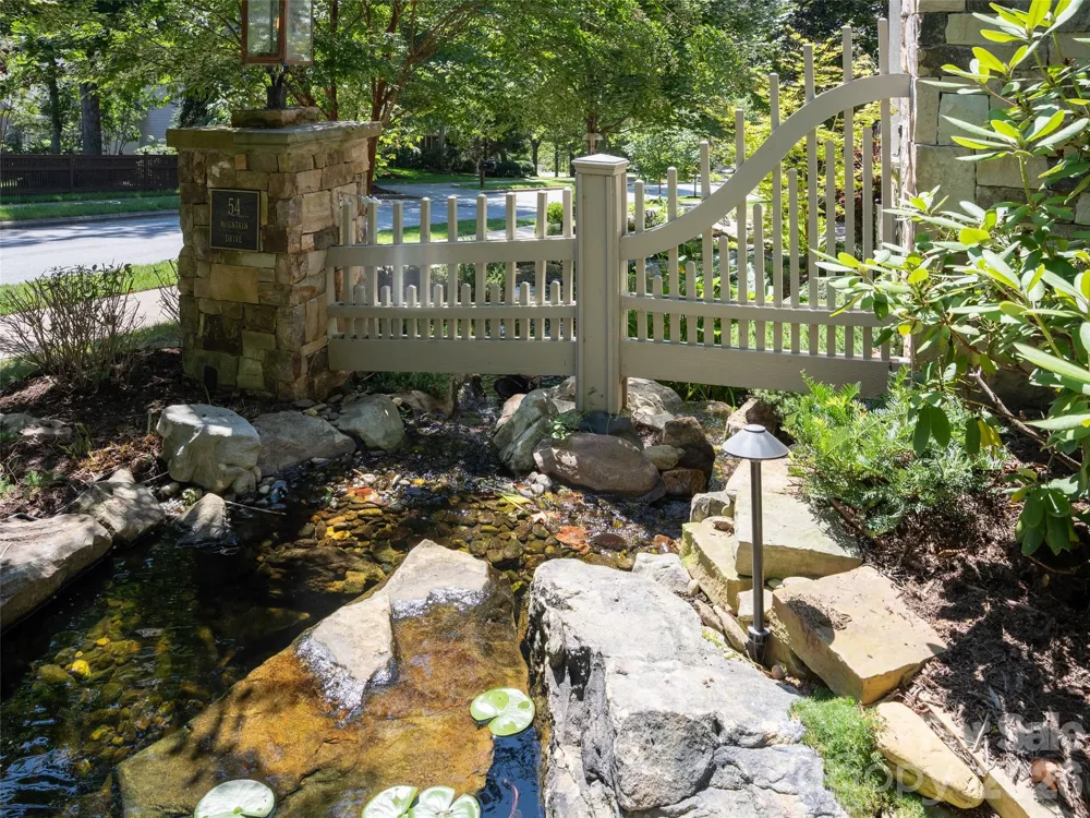 54 Mountain Drive Biltmore Lake, NC 28715
