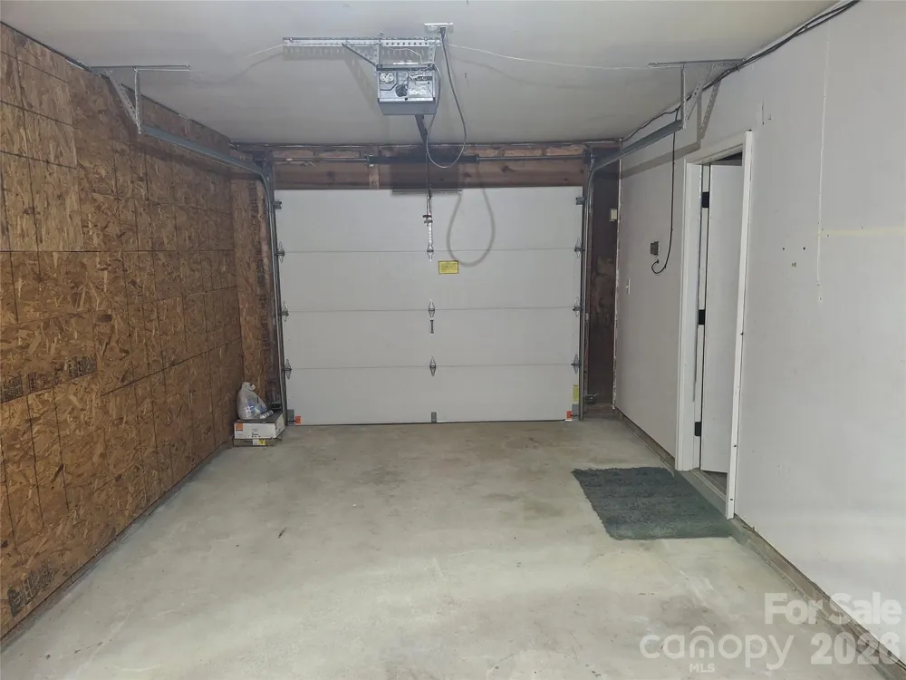 204 Scottlynn Drive Asheville, NC 28806