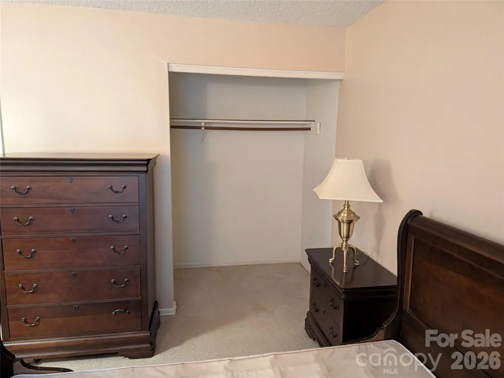 204 Scottlynn Drive Asheville, NC 28806