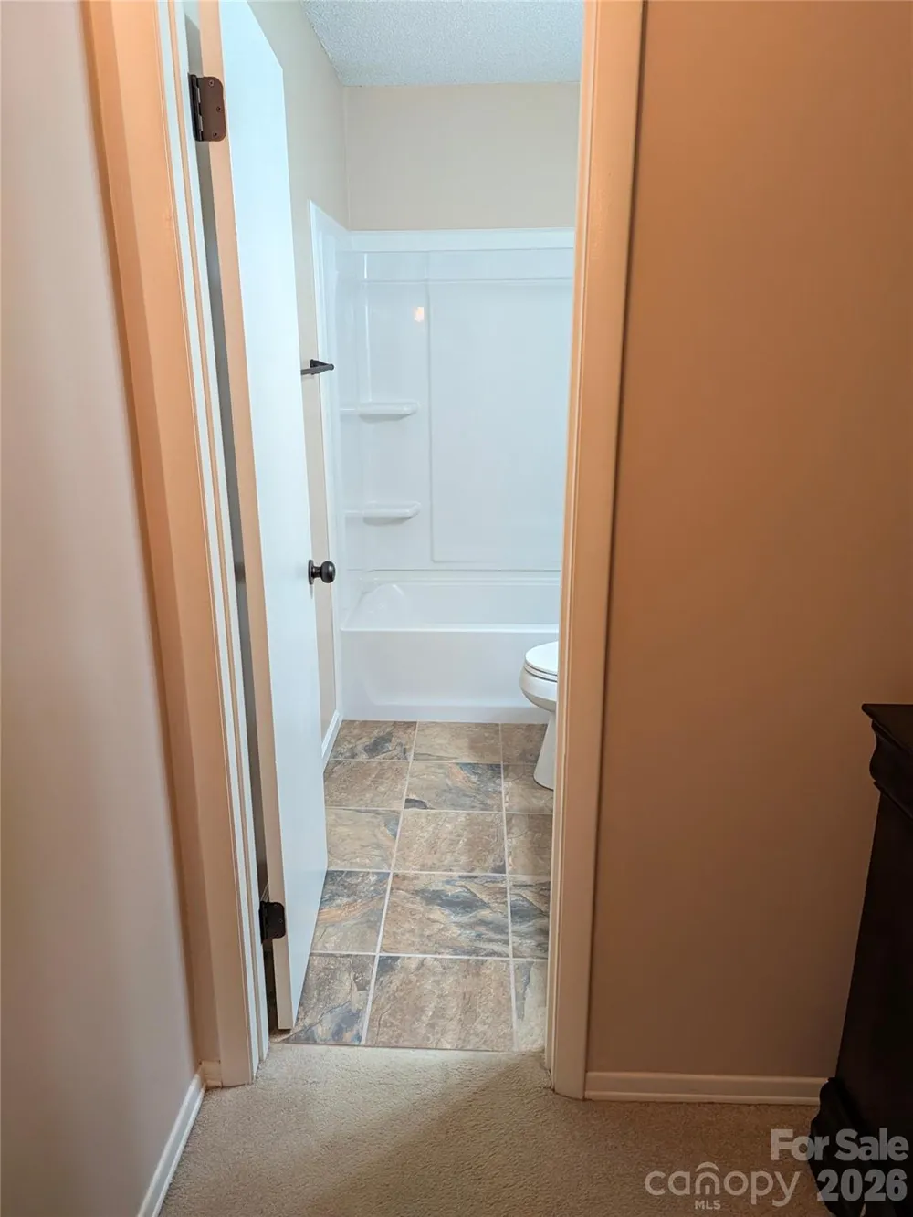 204 Scottlynn Drive Asheville, NC 28806